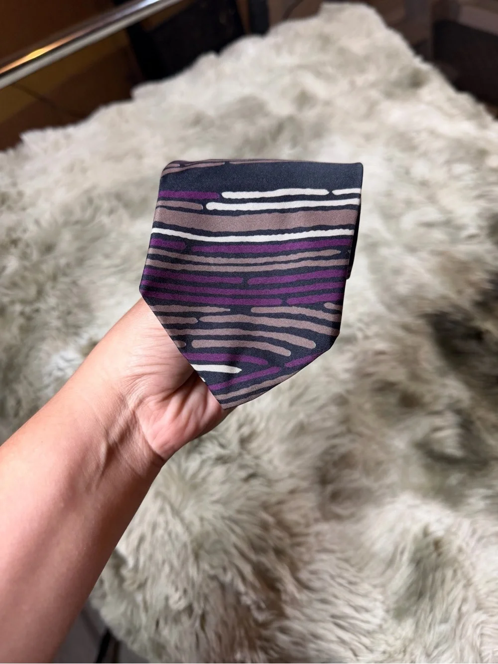 Giovanni Sciarpa Men's Patterned Purple and Black Striped Tie